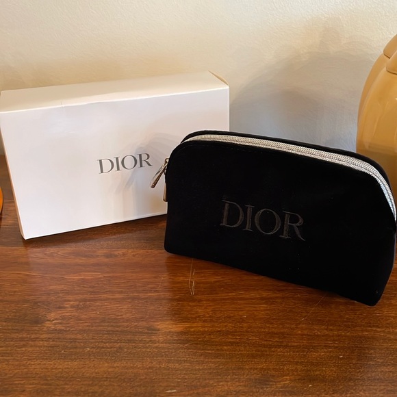 Dior Velvet Cosmetic Pouch NEW in box - Picture 2 of 6